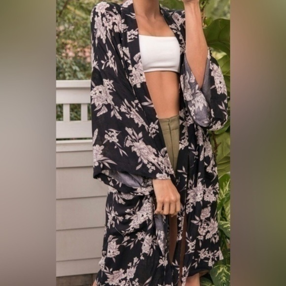 3/$30 _ SPIRITUAL GANGSTER | Floral Maya Kimono Black Grey one size fits most - Picture 3 of 12